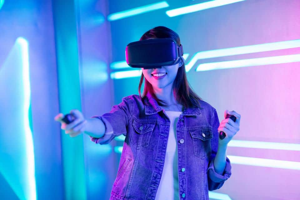 VR Empowers Working Women